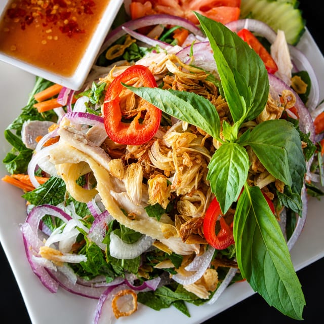Chicken Salad (Goi Ga Xe Phay).